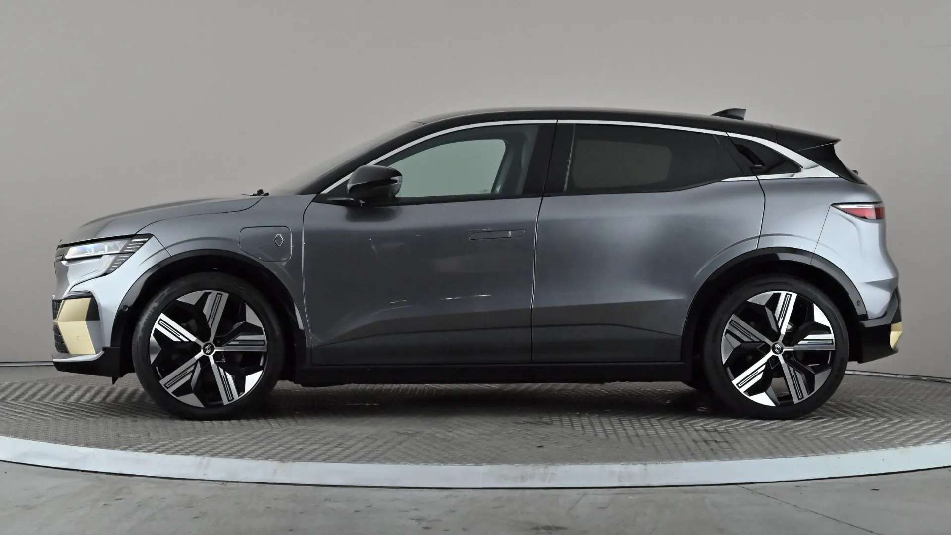 A 2023 RENAULT MEGANE E-TECH EV60 160kW Iconic 60kWh Optimum Charge Auto A 2023 RENAULT MEGANE E-TECH EV60 160kW Iconic 60kWh Optimum Charge Auto