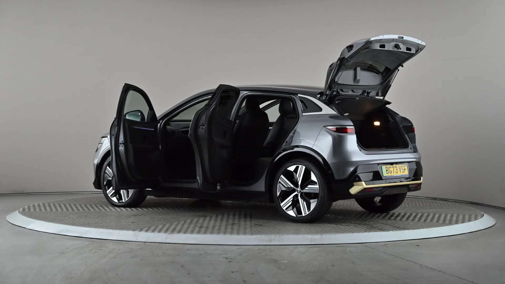 2023 RENAULT MEGANE E-TECH 2023 RENAULT MEGANE E-TECH