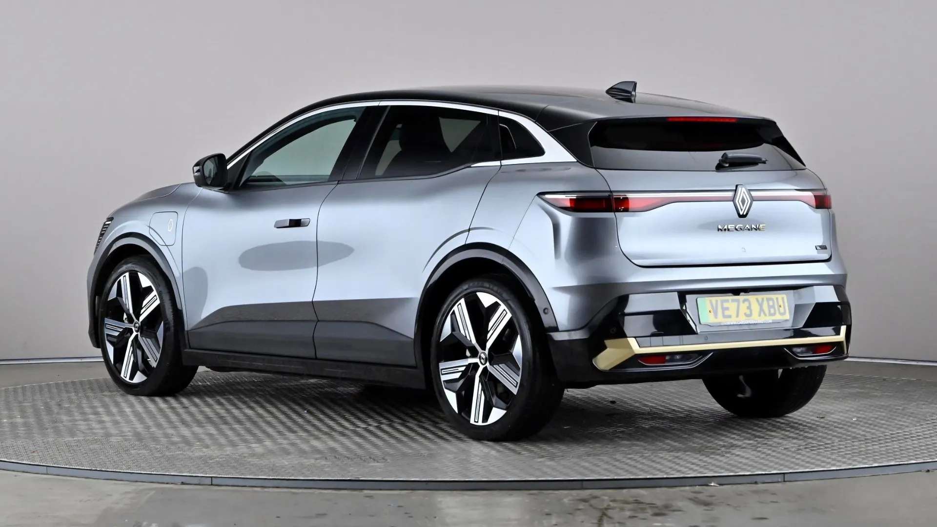 A 2024 RENAULT MEGANE E-TECH EV60 160kW Iconic 60kWh Optimum Charge Auto A 2024 RENAULT MEGANE E-TECH EV60 160kW Iconic 60kWh Optimum Charge Auto