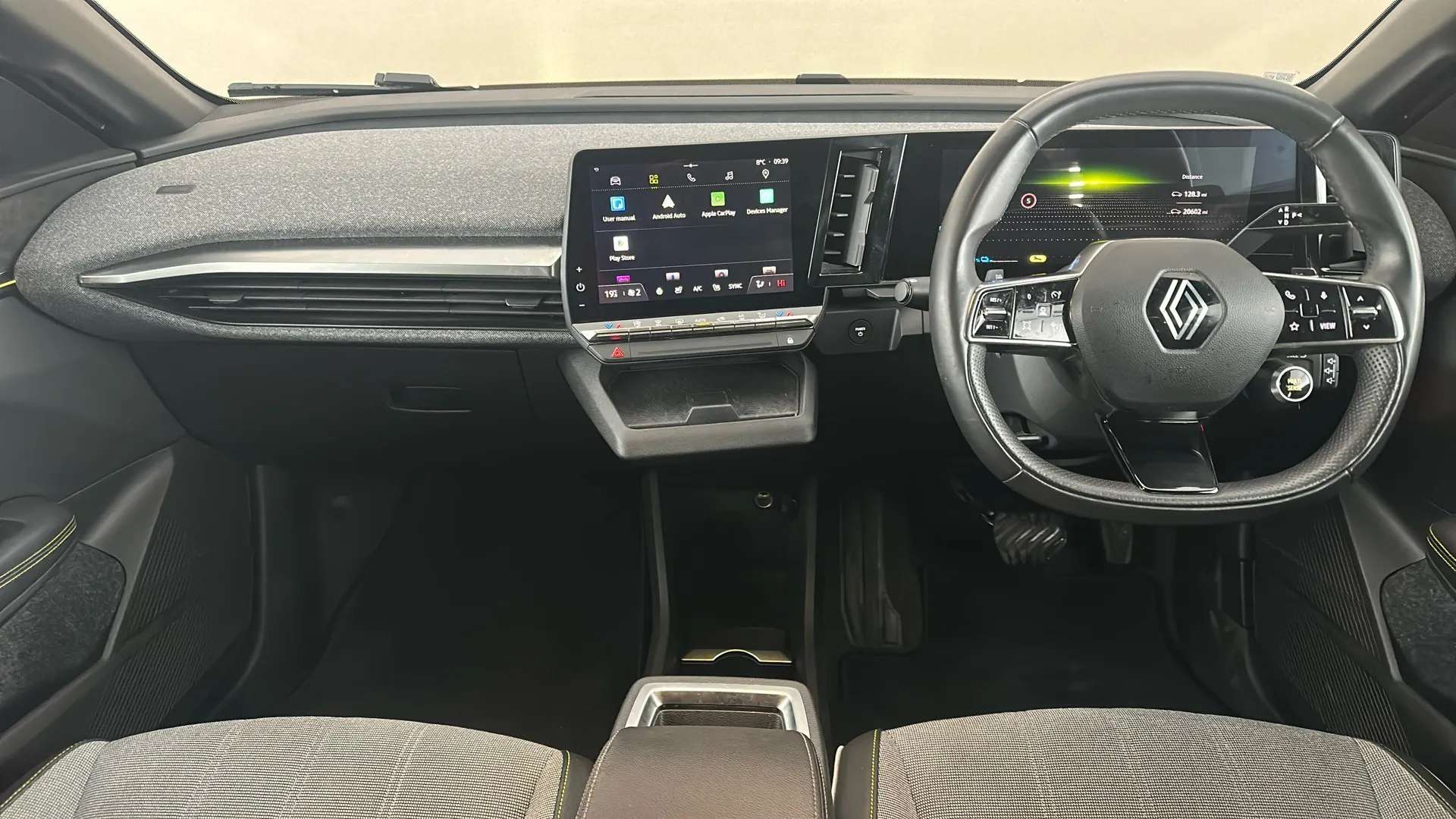 2022 RENAULT MEGANE E-TECH 2022 RENAULT MEGANE E-TECH