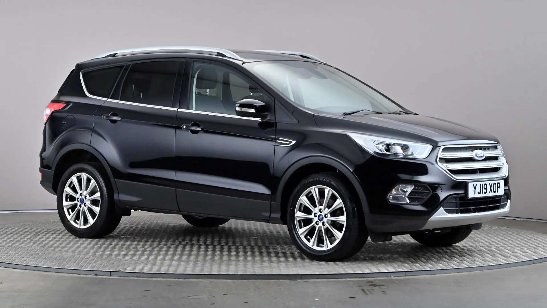 A 2019 FORD KUGA 1.5 TDCi Titanium Edition 2WD A 2019 FORD KUGA 1.5 TDCi Titanium Edition 2WD