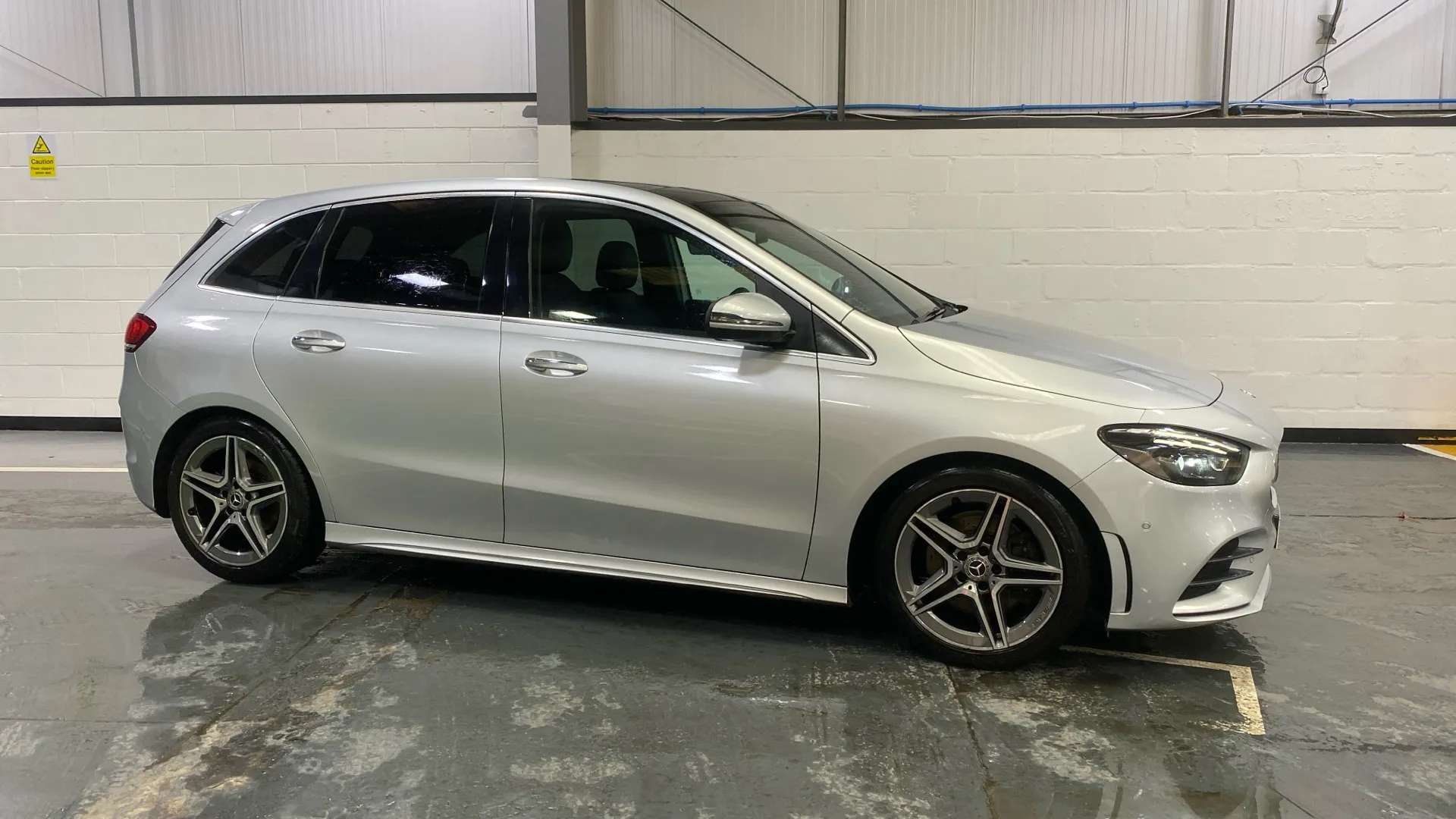 A 2020 MERCEDES-BENZ B CLASS B220d AMG Line Premium Plus Auto A 2020 MERCEDES-BENZ B CLASS B220d AMG Line Premium Plus Auto