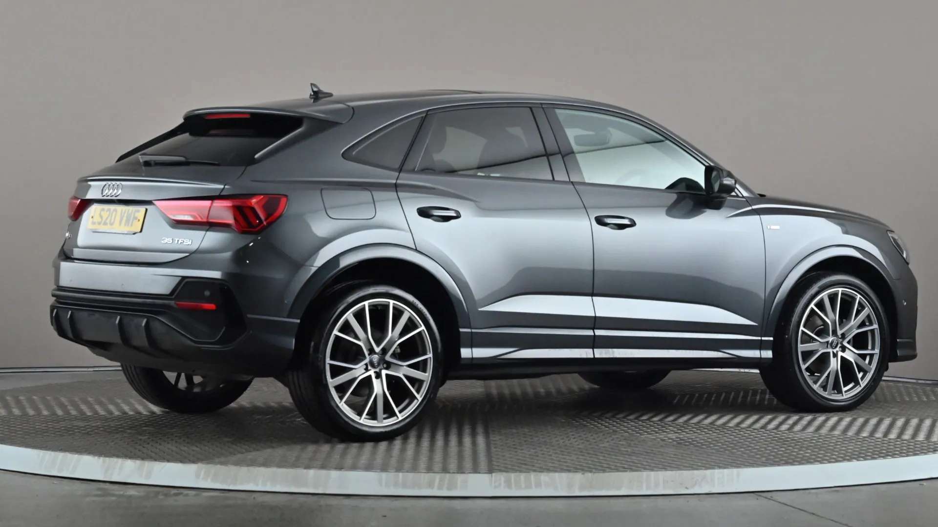 2020 AUDI Q3 2020 AUDI Q3