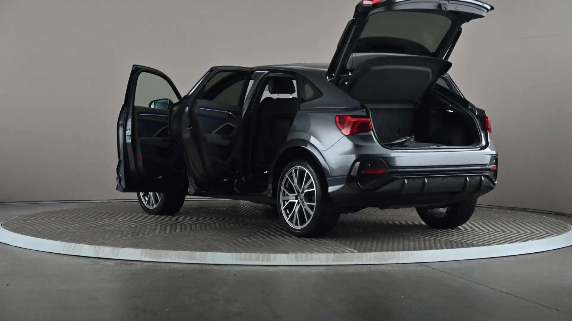 2020 AUDI Q3 2020 AUDI Q3