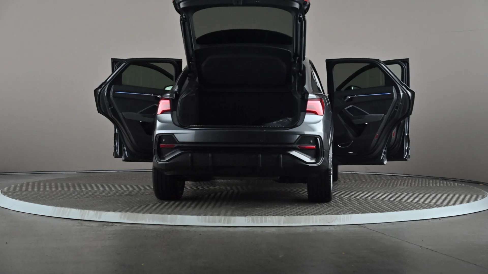 2020 AUDI Q3 2020 AUDI Q3