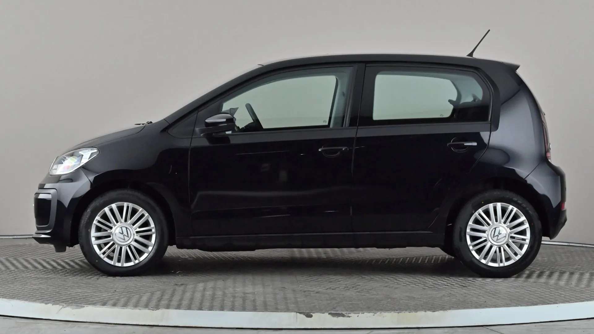 A 2021 VOLKSWAGEN UP 1.0 65PS Up A 2021 VOLKSWAGEN UP 1.0 65PS Up