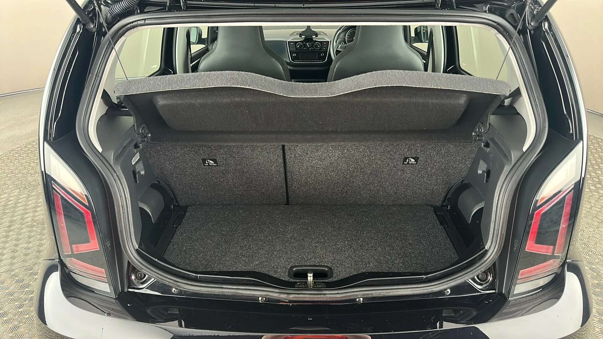2021 VOLKSWAGEN UP 2021 VOLKSWAGEN UP