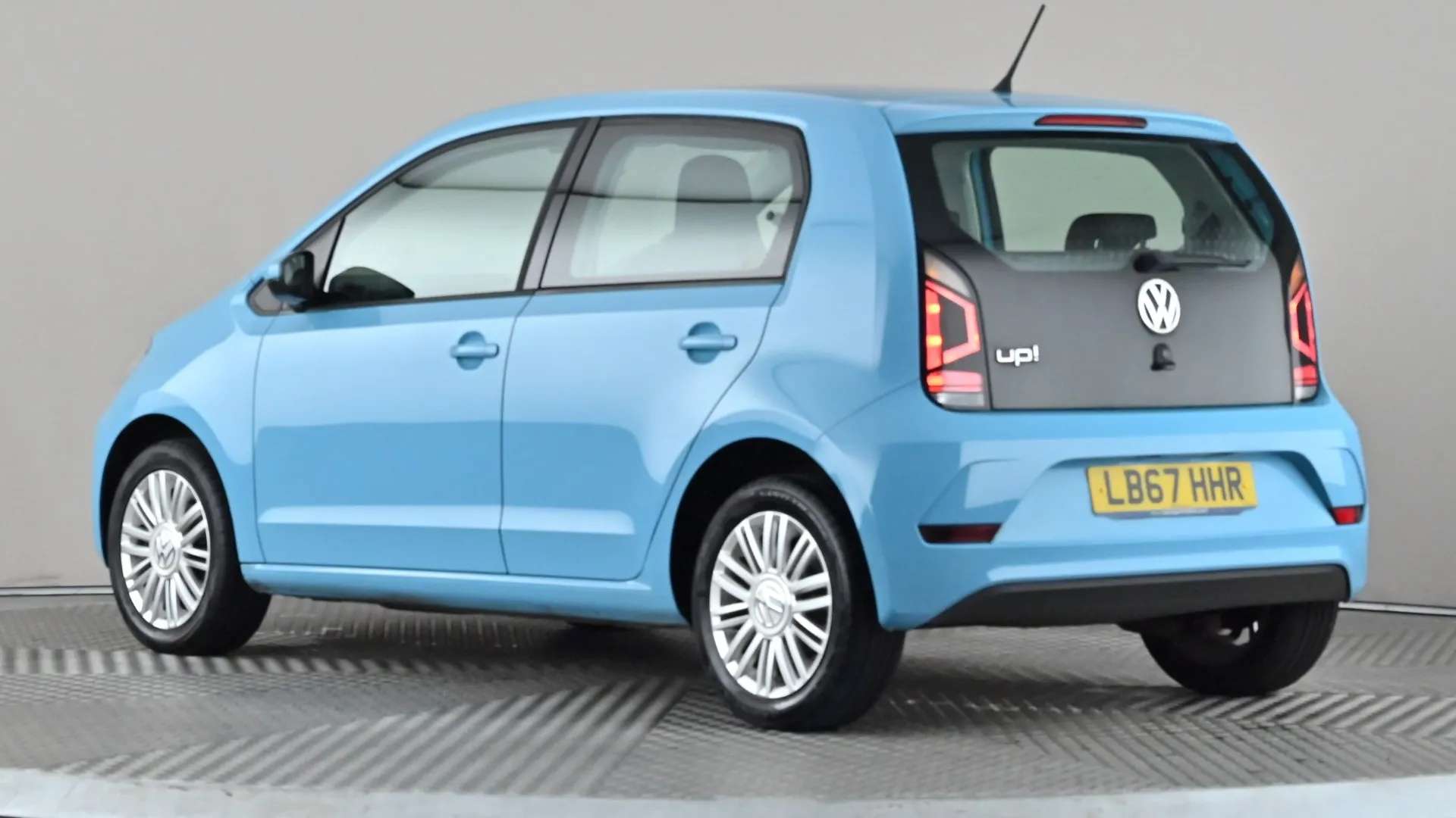 A 2017 VOLKSWAGEN UP 1.0 Move Up A 2017 VOLKSWAGEN UP 1.0 Move Up