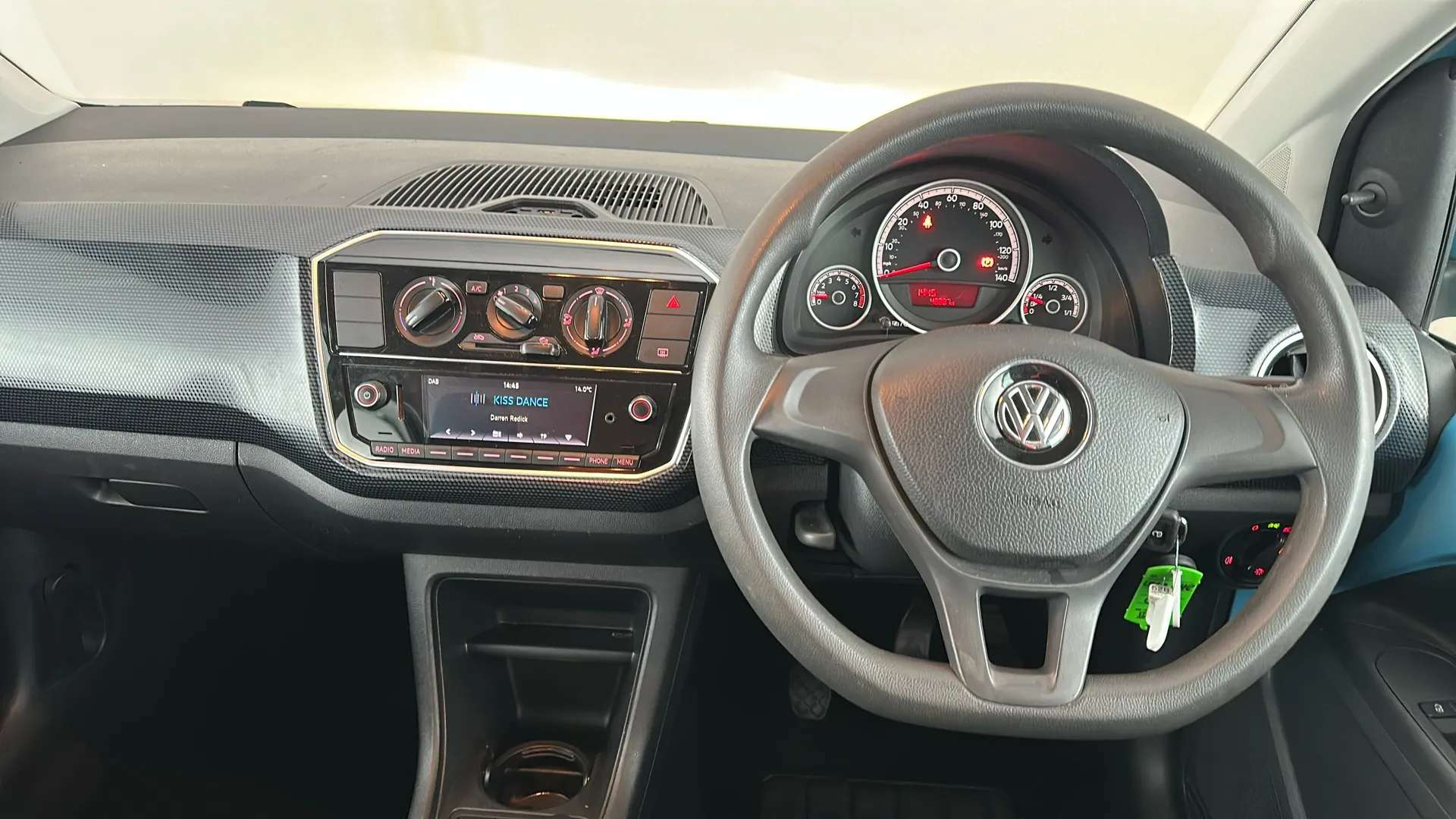 2017 VOLKSWAGEN UP 2017 VOLKSWAGEN UP