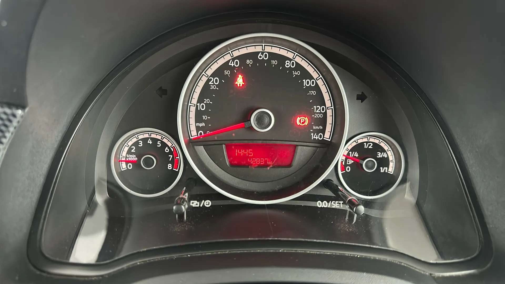 2017 VOLKSWAGEN UP 2017 VOLKSWAGEN UP