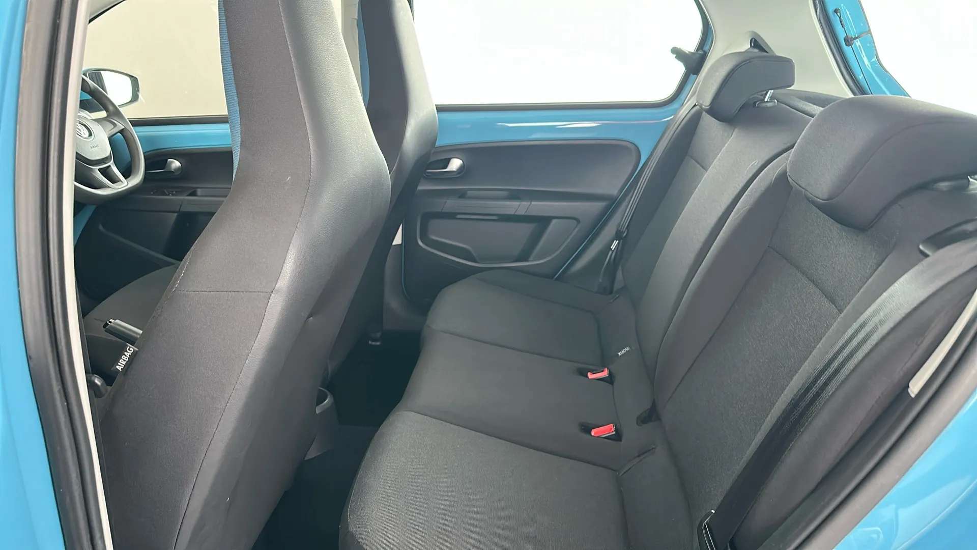 2017 VOLKSWAGEN UP 2017 VOLKSWAGEN UP