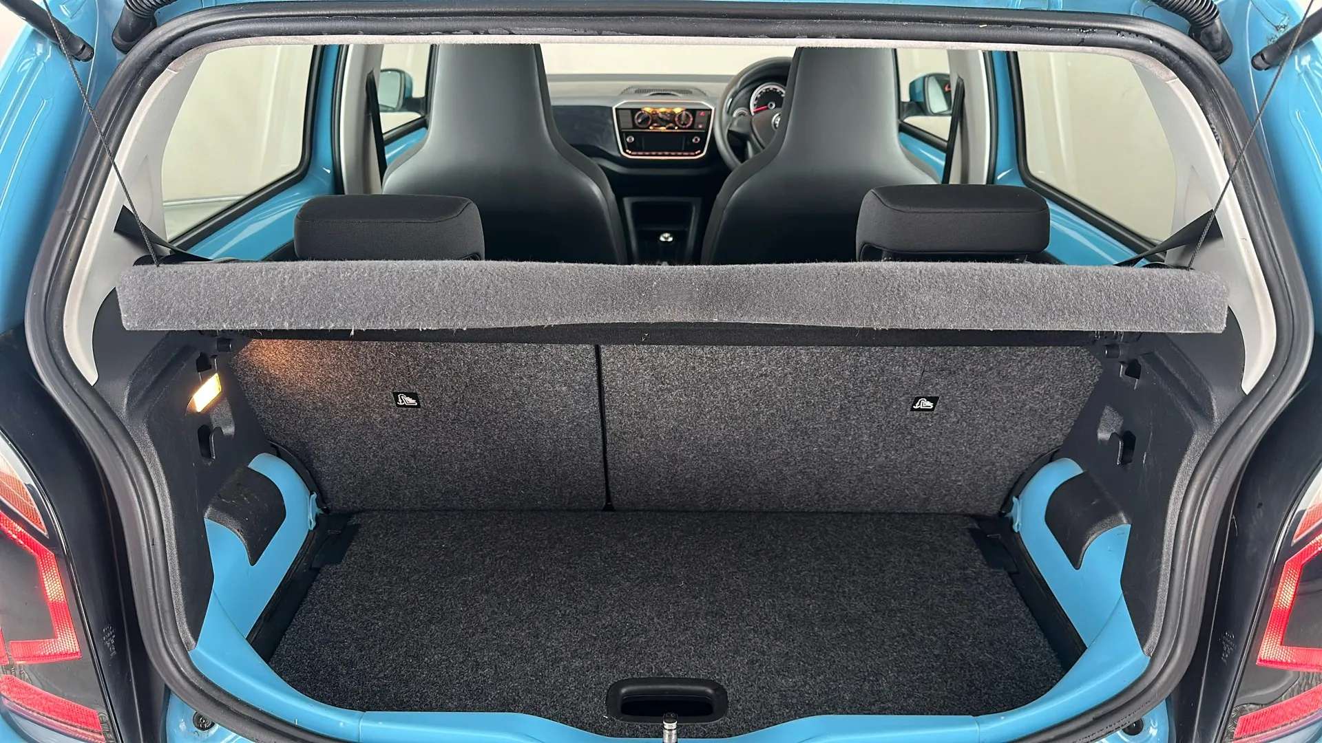 2017 VOLKSWAGEN UP 2017 VOLKSWAGEN UP