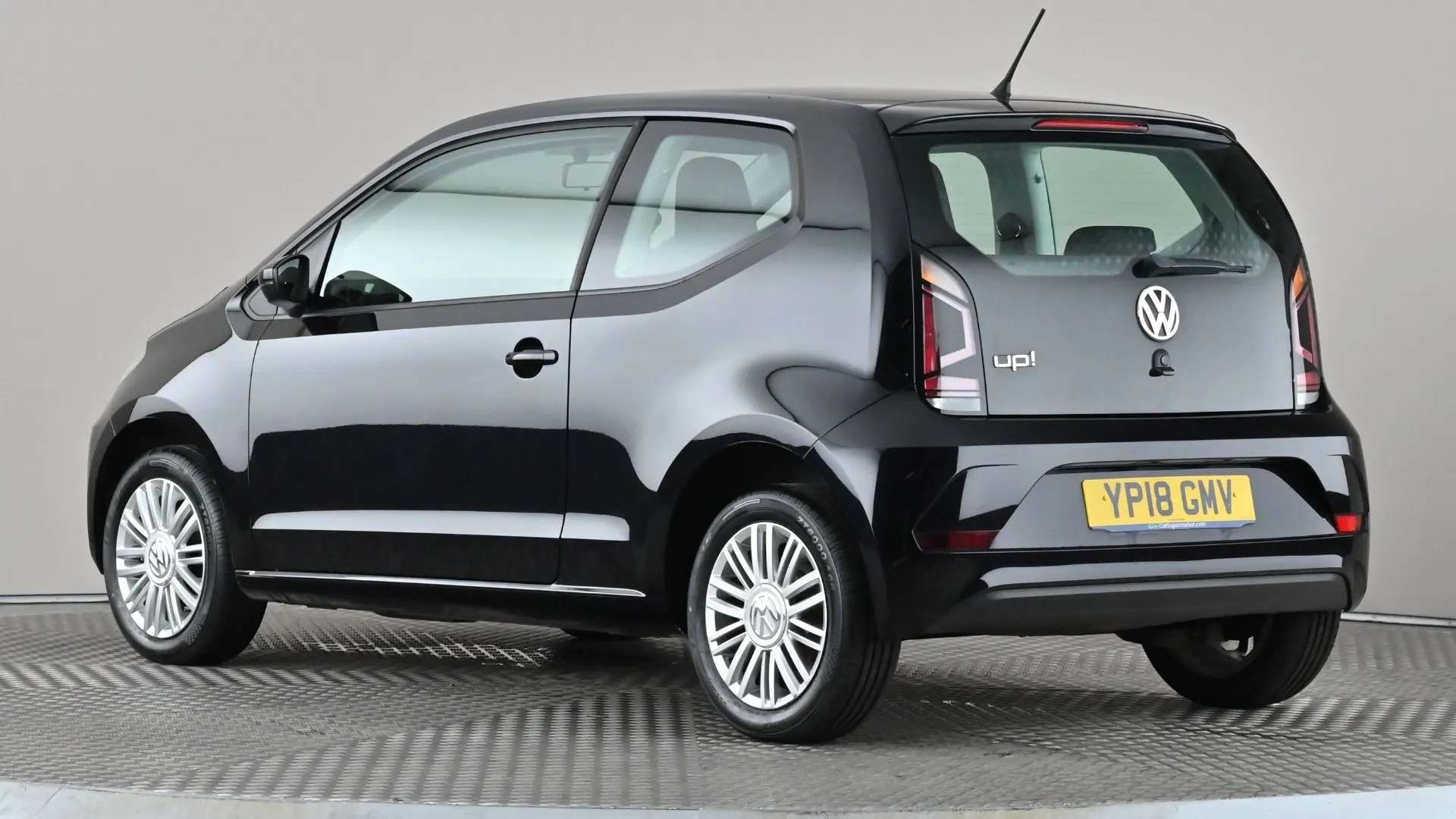 A 2018 VOLKSWAGEN UP 1.0 Move Up A 2018 VOLKSWAGEN UP 1.0 Move Up