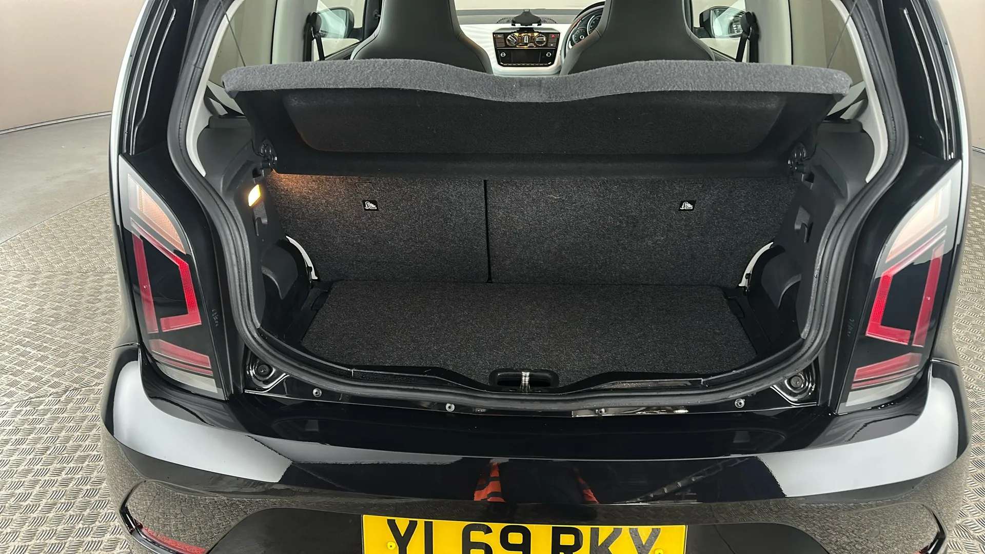 2020 VOLKSWAGEN UP 2020 VOLKSWAGEN UP