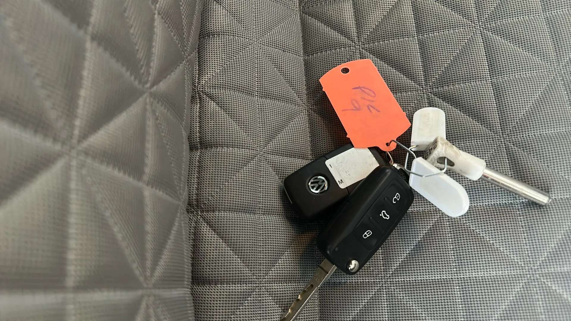 2020 VOLKSWAGEN UP 2020 VOLKSWAGEN UP