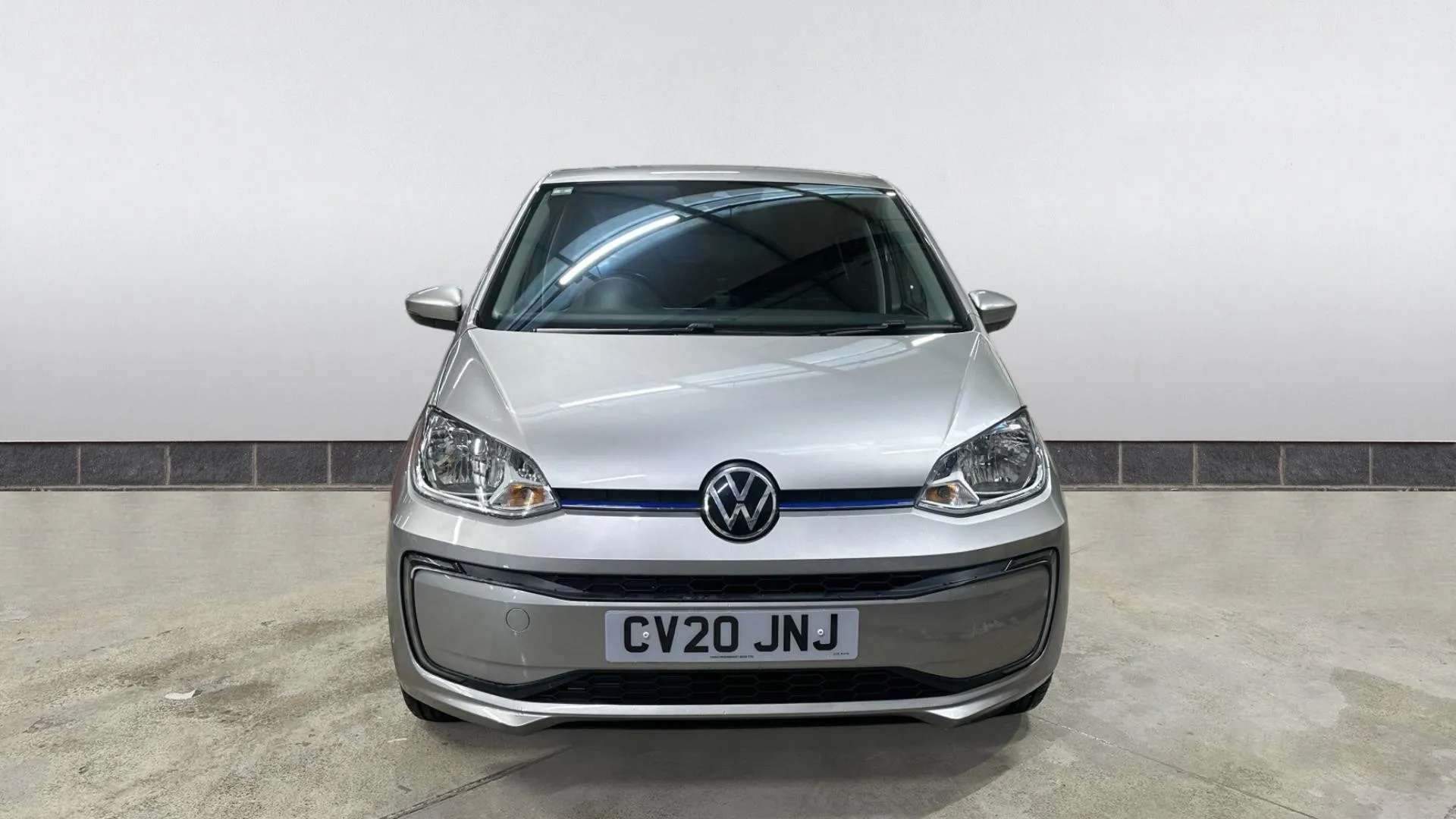 A 2020 VOLKSWAGEN UP 60kW E-Up 32kWh Auto A 2020 VOLKSWAGEN UP 60kW E-Up 32kWh Auto