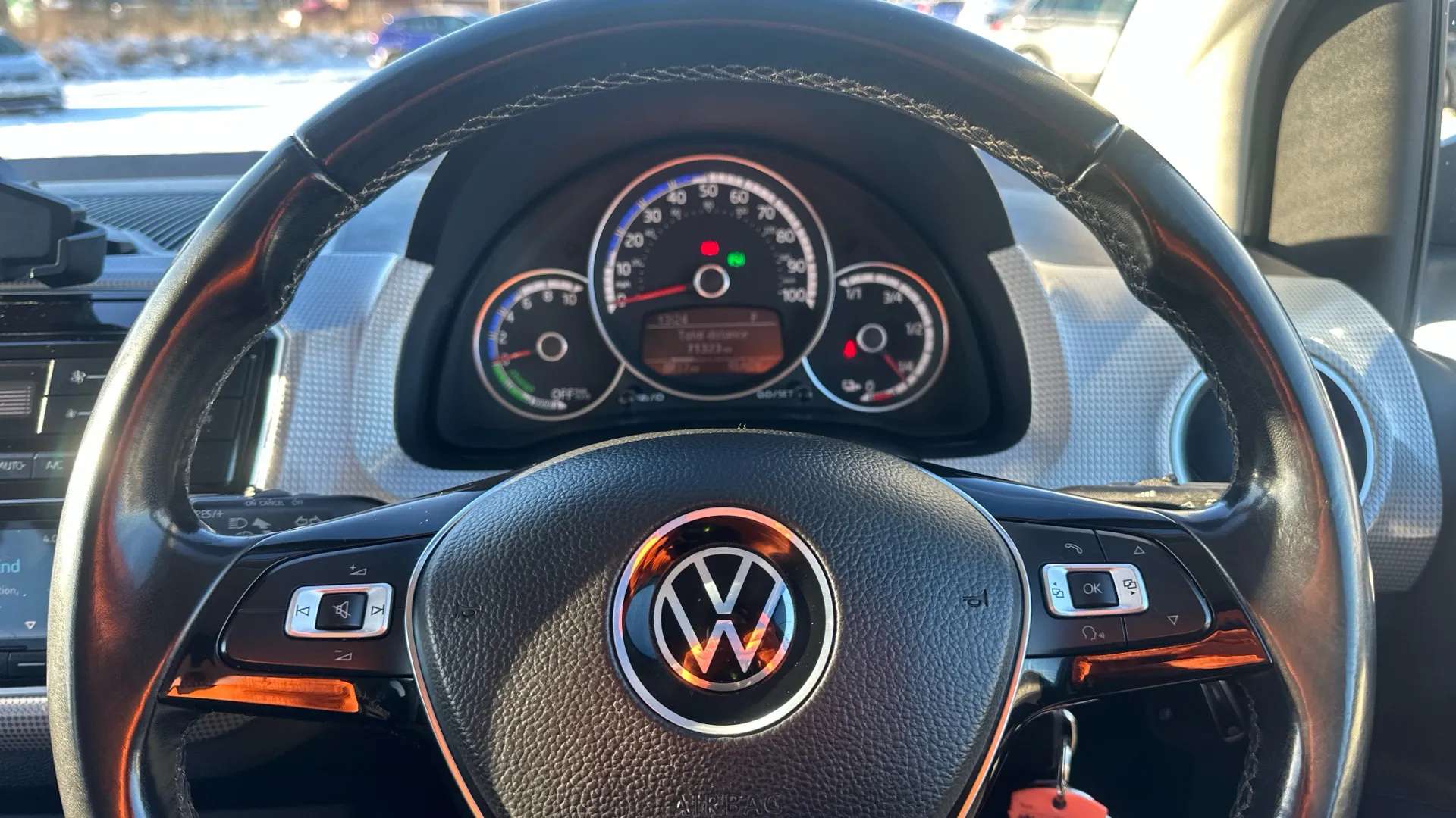 2020 VOLKSWAGEN UP 2020 VOLKSWAGEN UP