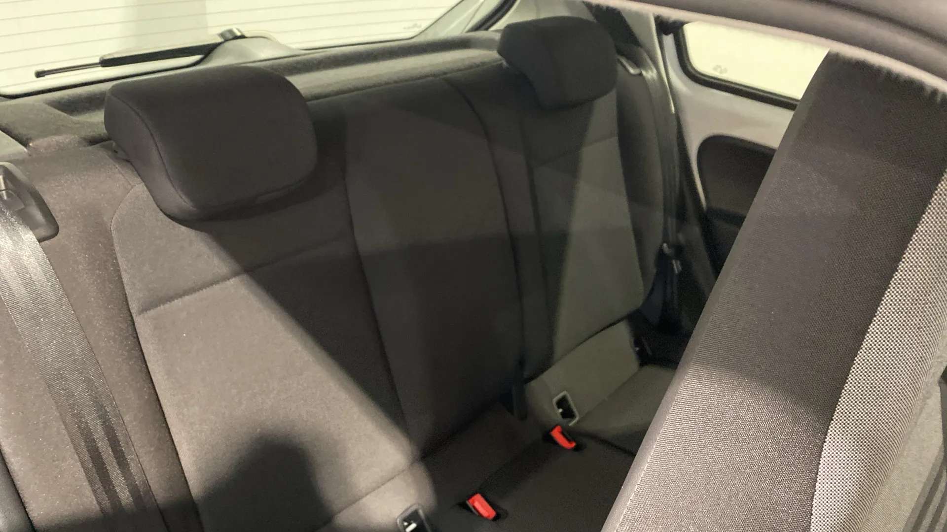 A 2023 VOLKSWAGEN UP 60kW E-Up 32kWh Auto A 2023 VOLKSWAGEN UP 60kW E-Up 32kWh Auto