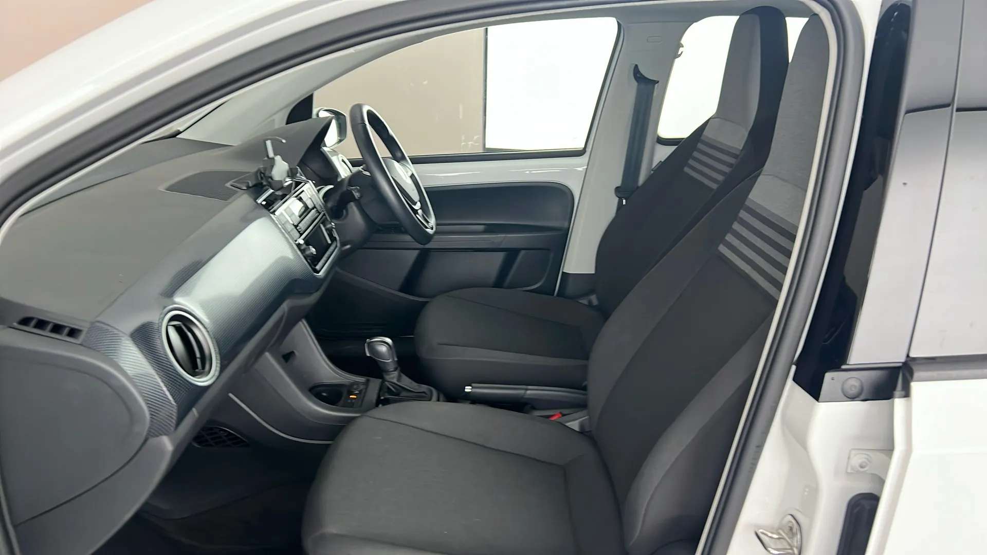 2023 VOLKSWAGEN UP 2023 VOLKSWAGEN UP