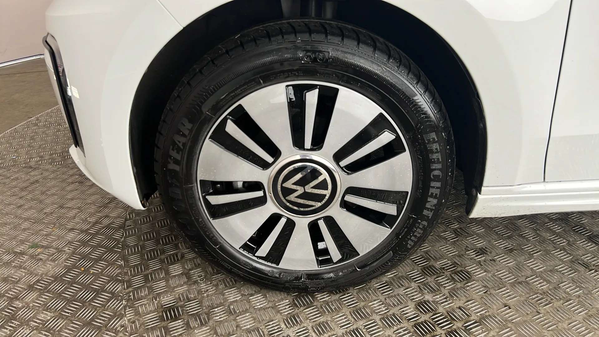 2023 VOLKSWAGEN UP 2023 VOLKSWAGEN UP