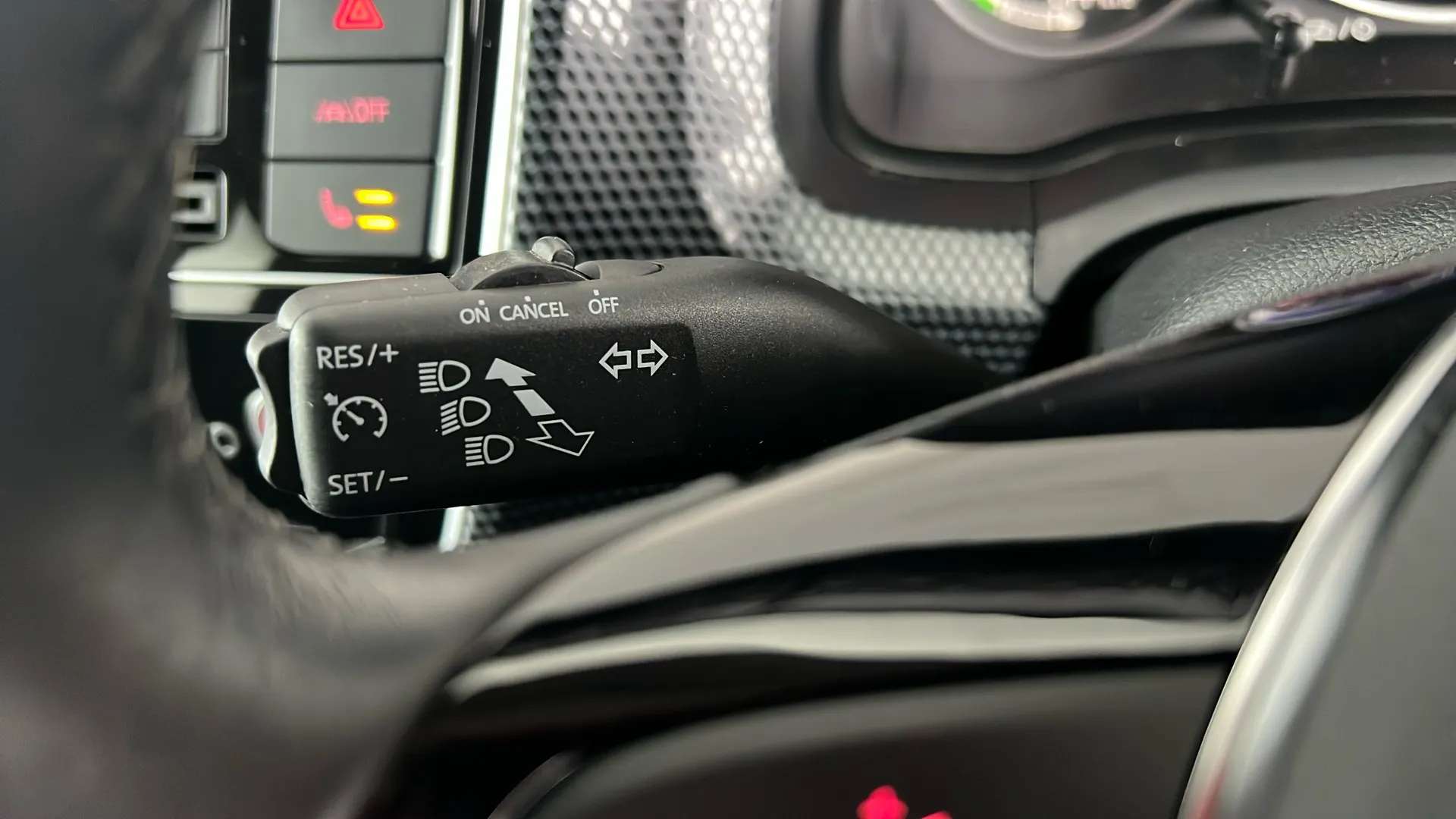 2023 VOLKSWAGEN UP 2023 VOLKSWAGEN UP