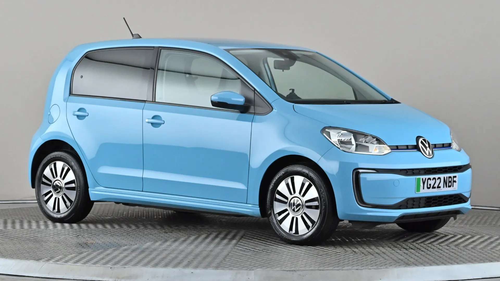 A 2022 VOLKSWAGEN UP 60kW E-Up 32kWh Auto A 2022 VOLKSWAGEN UP 60kW E-Up 32kWh Auto