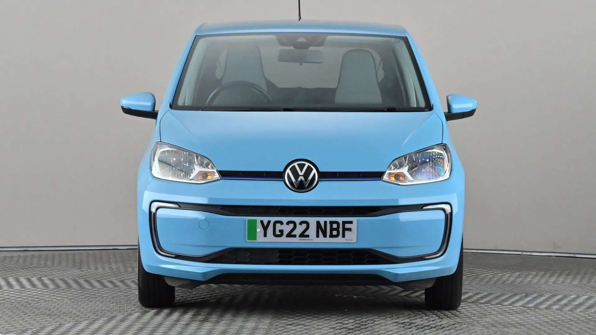A 2022 VOLKSWAGEN UP 60kW E-Up 32kWh Auto A 2022 VOLKSWAGEN UP 60kW E-Up 32kWh Auto