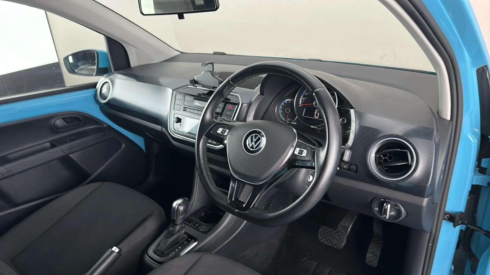 2022 VOLKSWAGEN UP 2022 VOLKSWAGEN UP