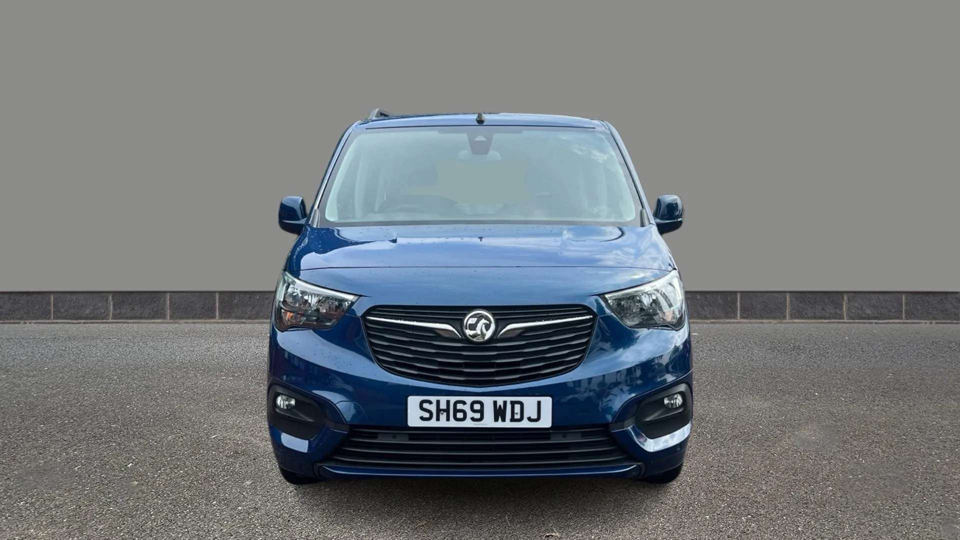 A 2020 VAUXHALL COMBO LIFE 1.2 Turbo Energy XL A 2020 VAUXHALL COMBO LIFE 1.2 Turbo Energy XL