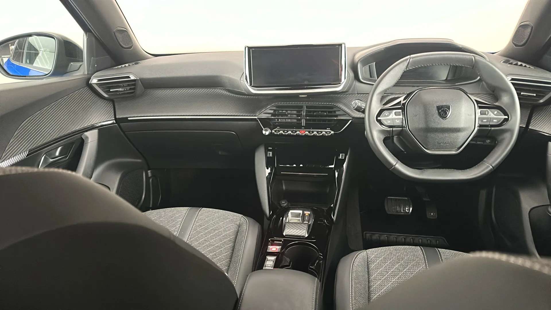 2024 PEUGEOT 2008 2024 PEUGEOT 2008