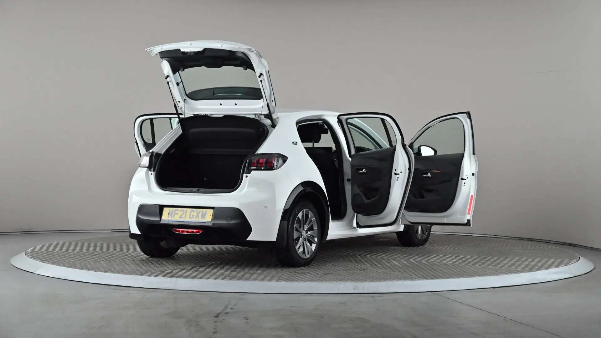 2021 PEUGEOT 208 2021 PEUGEOT 208