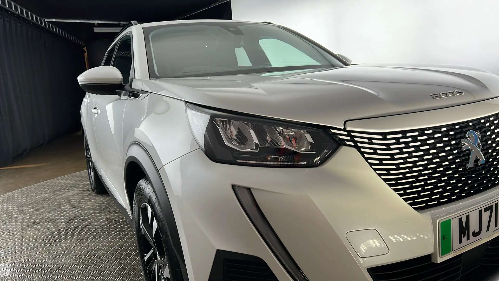 2021 PEUGEOT 2008 2021 PEUGEOT 2008