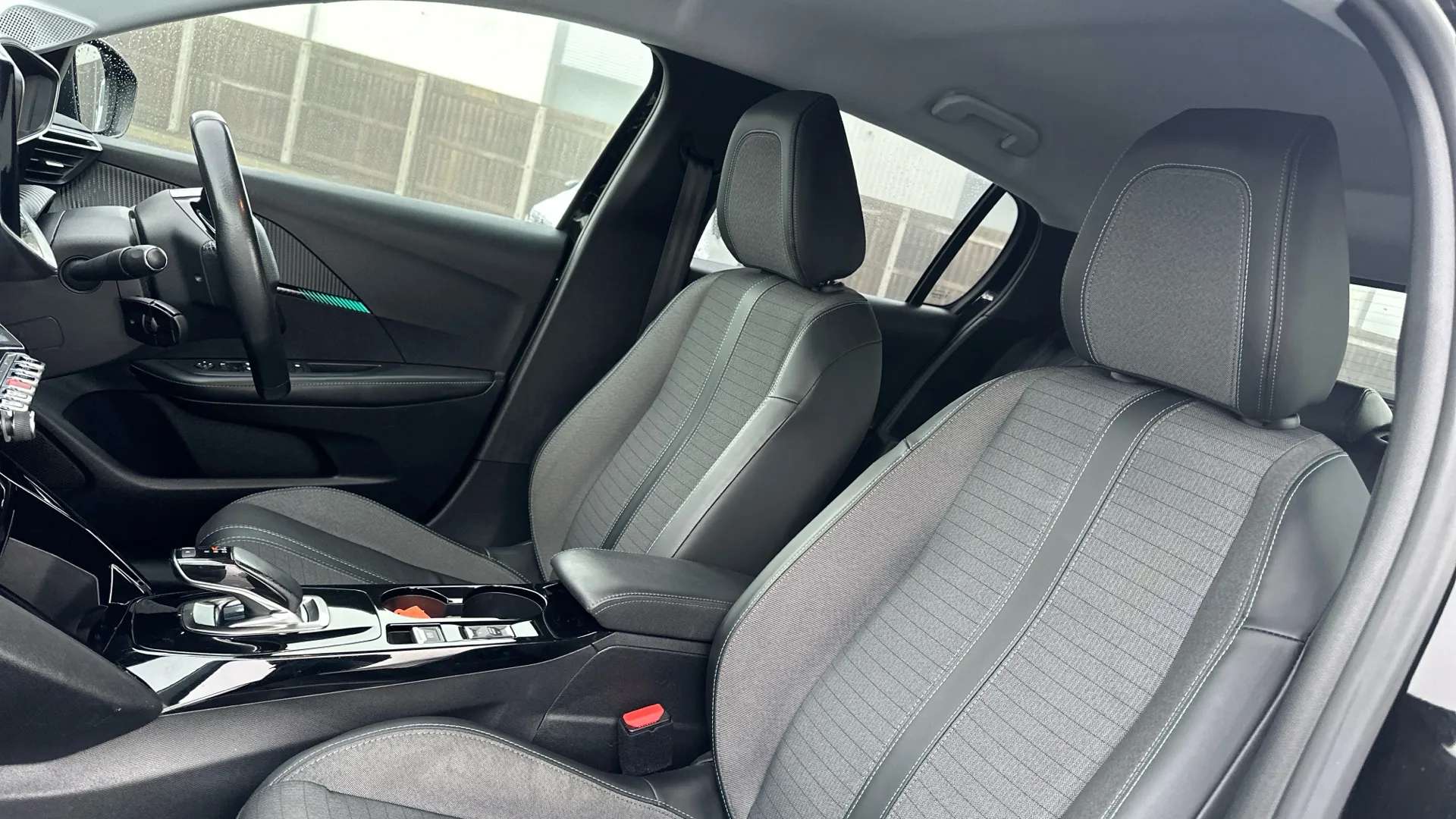 2020 PEUGEOT 208 2020 PEUGEOT 208