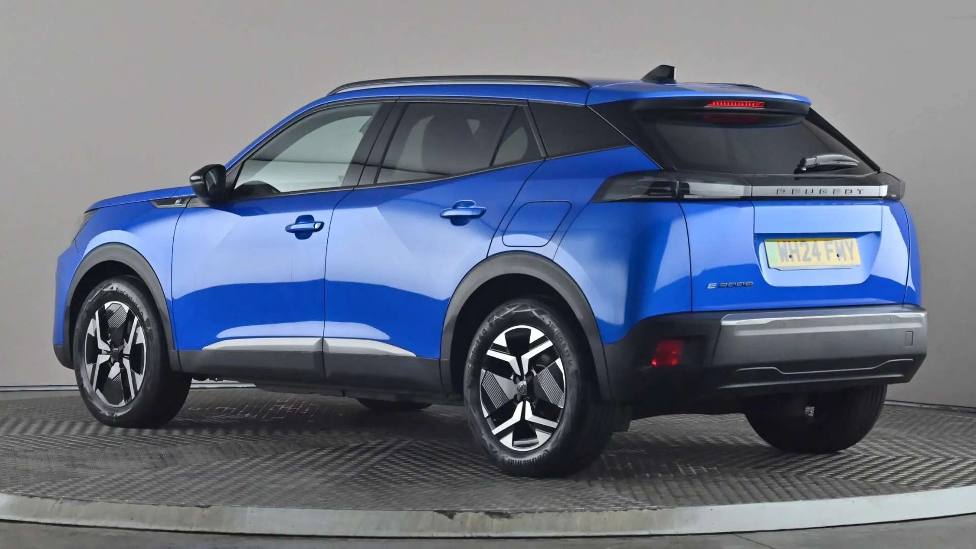 A 2024 PEUGEOT 2008 100kW Allure 50kWh Auto A 2024 PEUGEOT 2008 100kW Allure 50kWh Auto