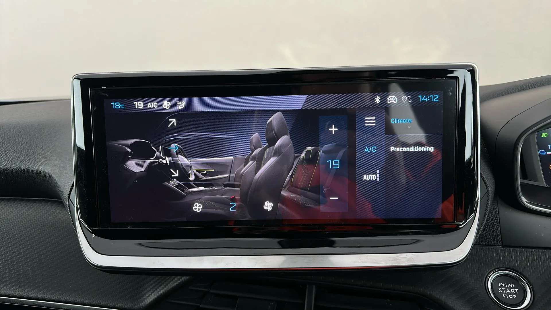 2024 PEUGEOT 2008 2024 PEUGEOT 2008