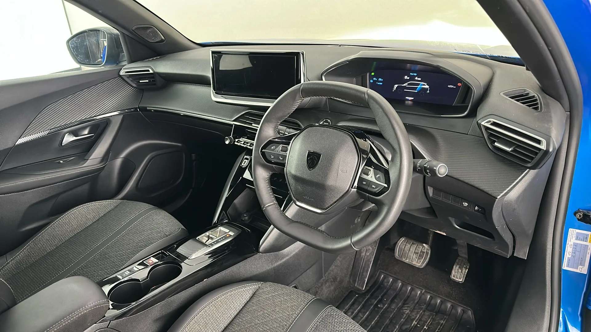 2024 PEUGEOT 2008 2024 PEUGEOT 2008