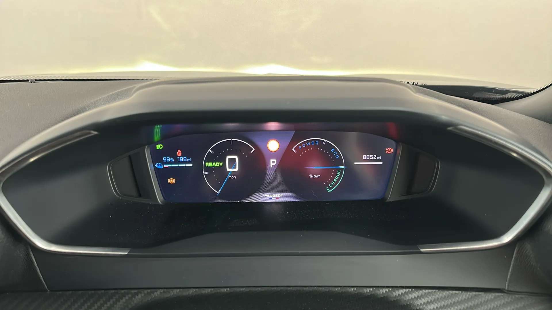2024 PEUGEOT 2008 2024 PEUGEOT 2008
