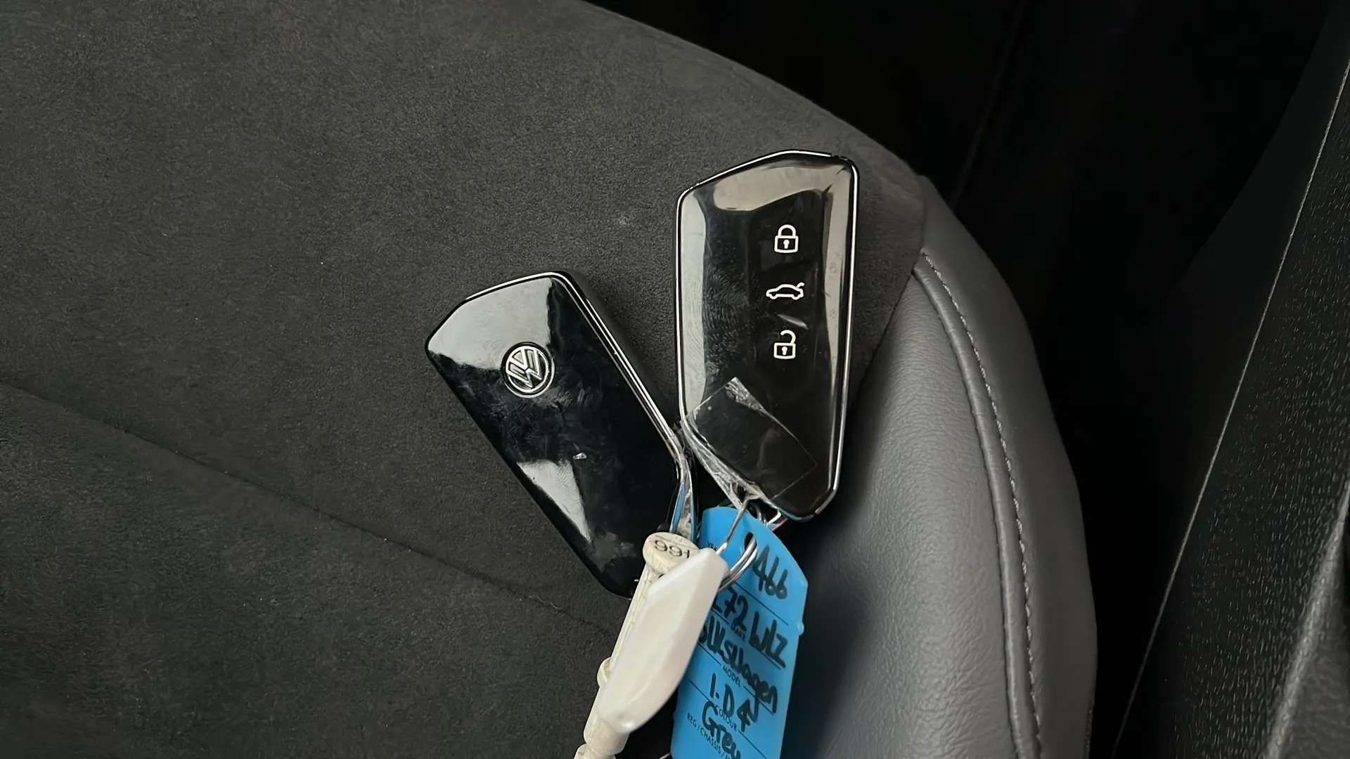 2022 VOLKSWAGEN ID.4 2022 VOLKSWAGEN ID.4