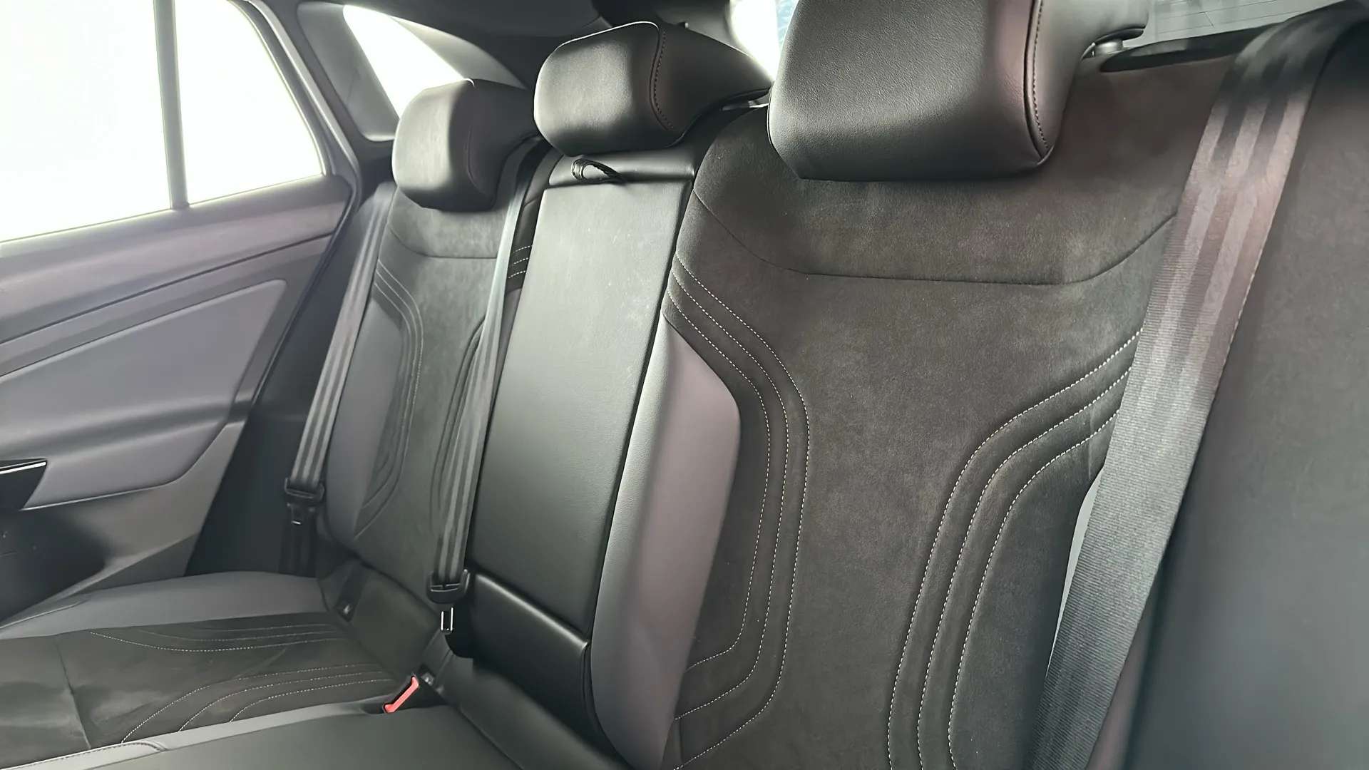 2023 VOLKSWAGEN ID.4 2023 VOLKSWAGEN ID.4