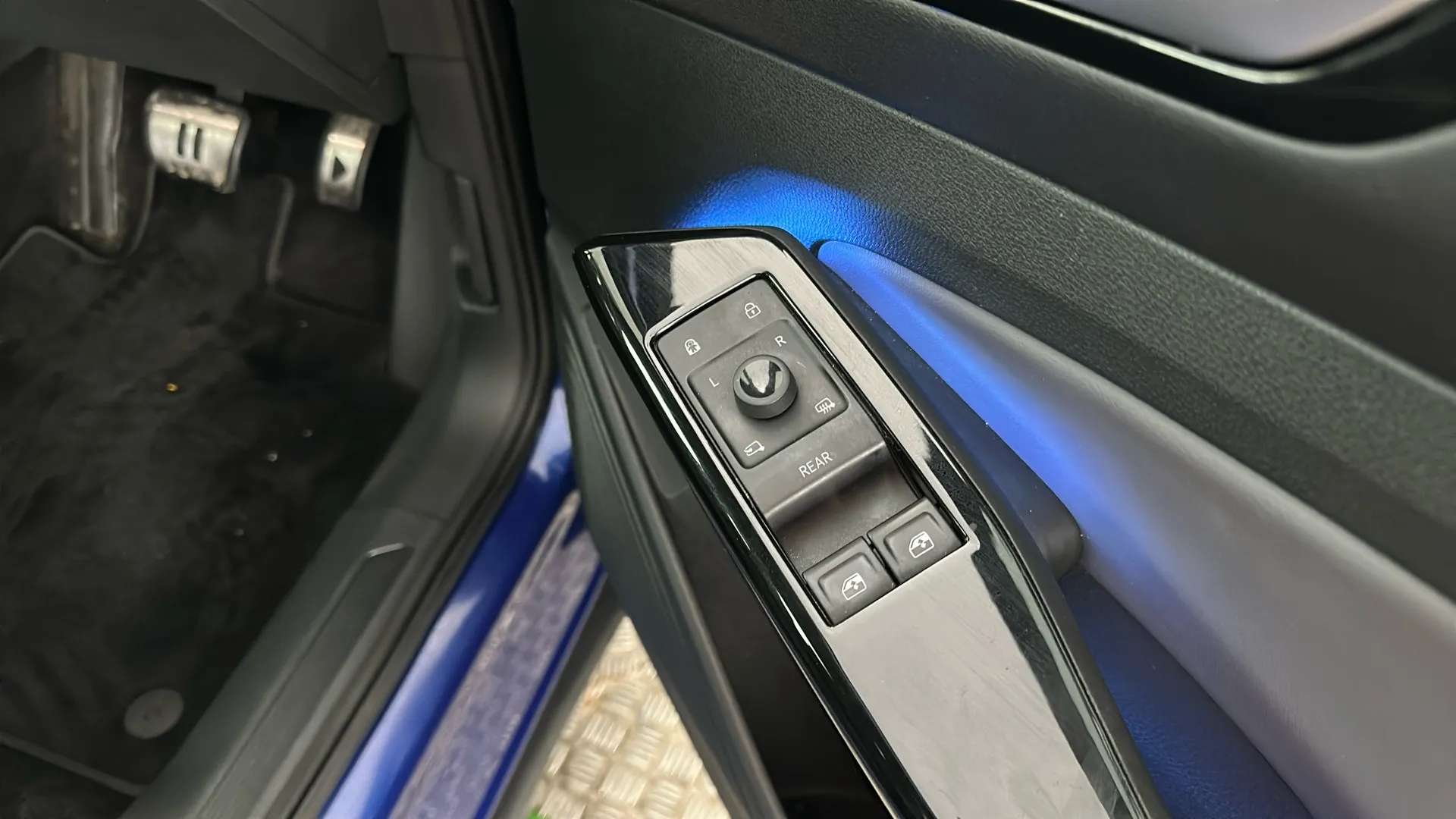 2022 VOLKSWAGEN ID.4 2022 VOLKSWAGEN ID.4