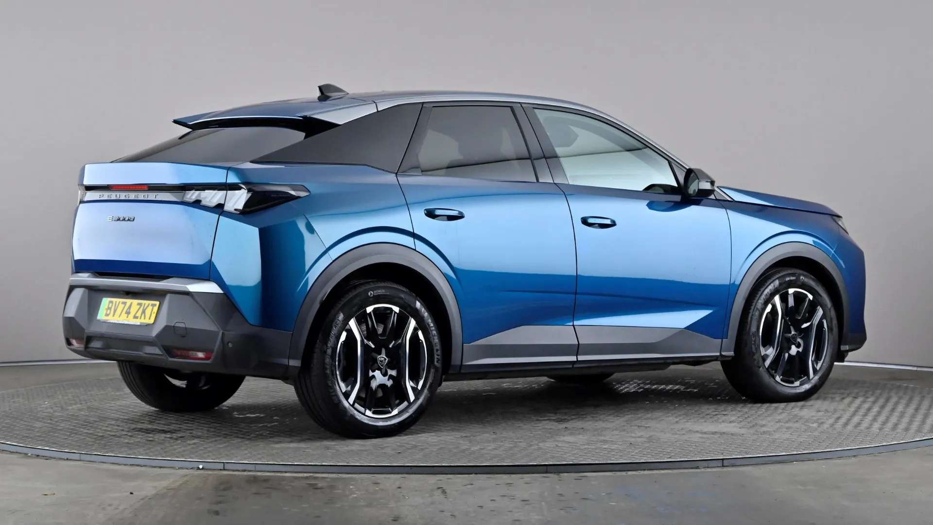 2024 PEUGEOT 3008 2024 PEUGEOT 3008