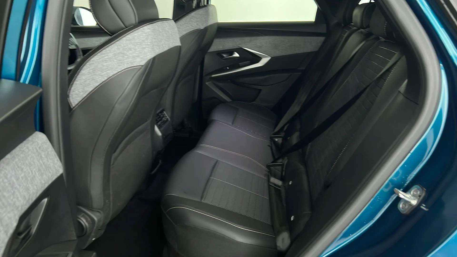 2024 PEUGEOT 3008 2024 PEUGEOT 3008