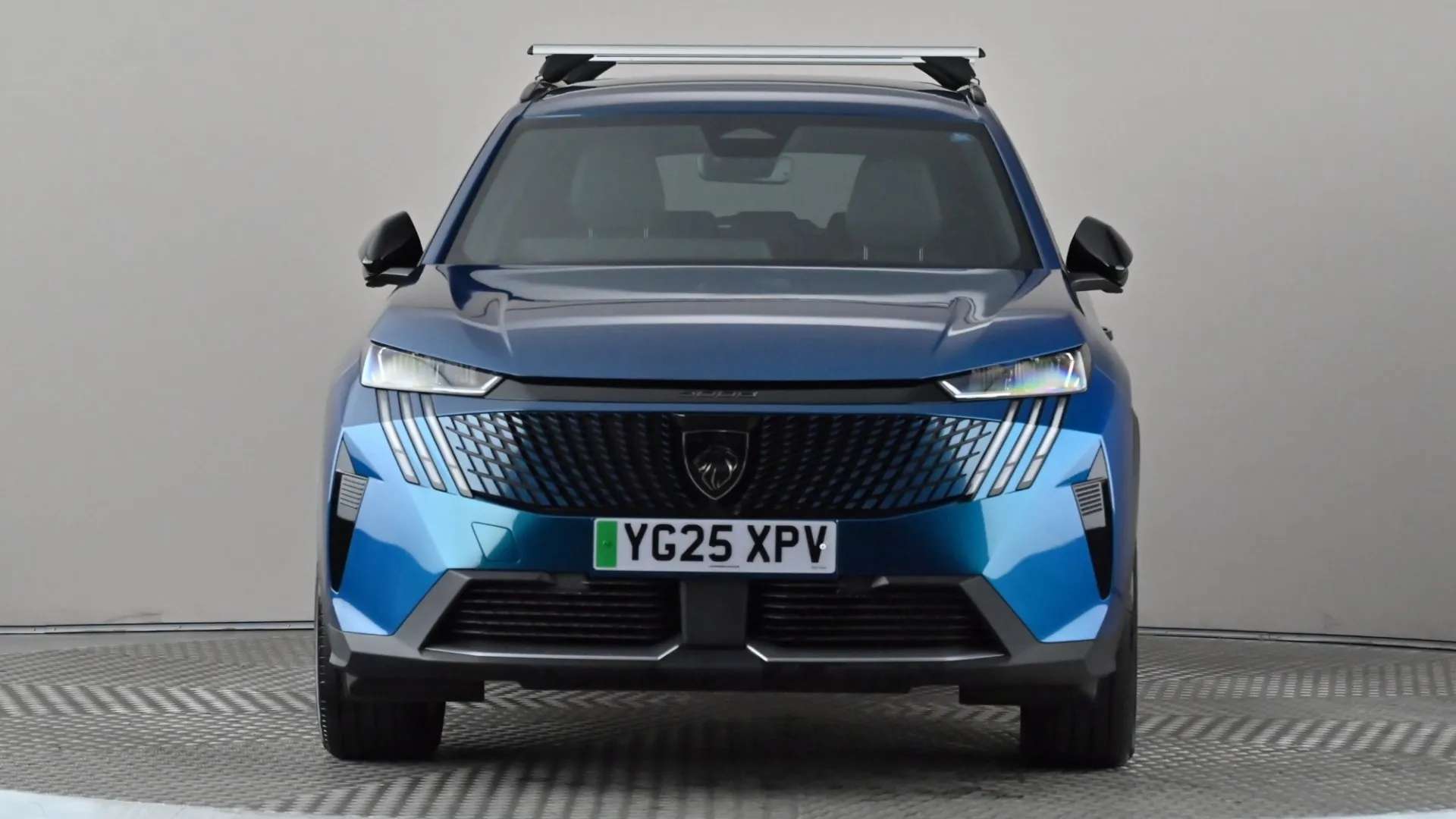 A 2025 PEUGEOT 5008 157kW Allure 73kWh Auto A 2025 PEUGEOT 5008 157kW Allure 73kWh Auto