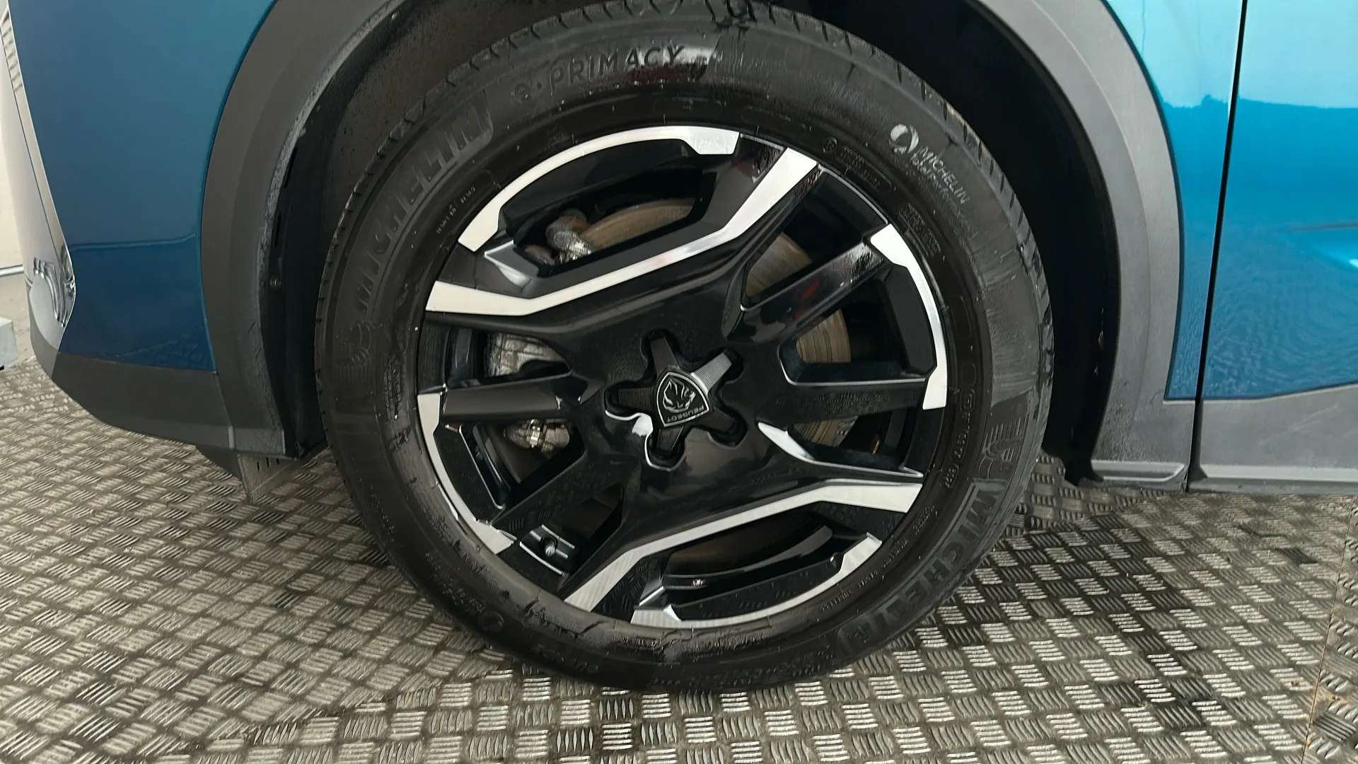 2025 PEUGEOT 5008 2025 PEUGEOT 5008