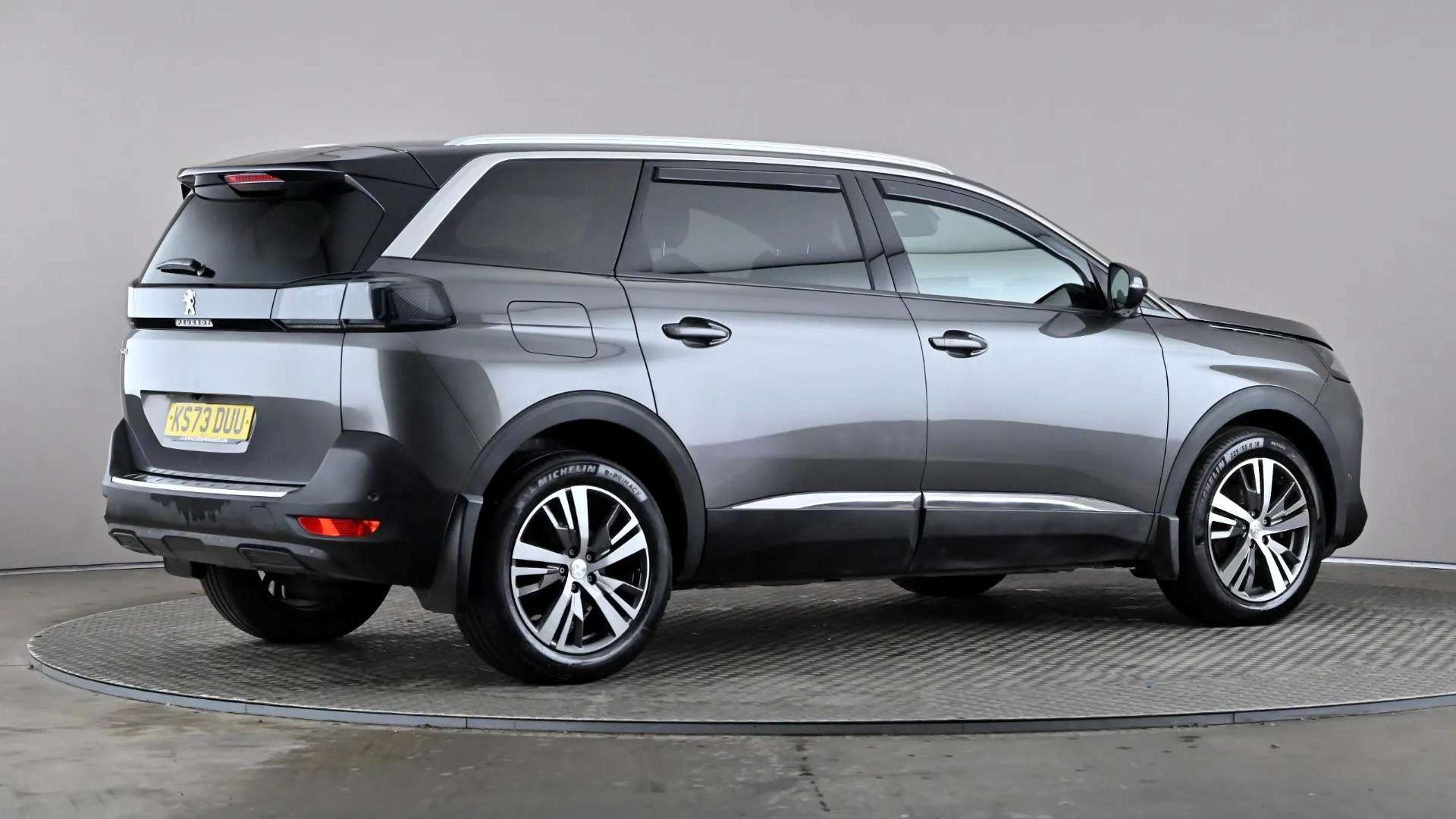 2023 PEUGEOT 5008 2023 PEUGEOT 5008