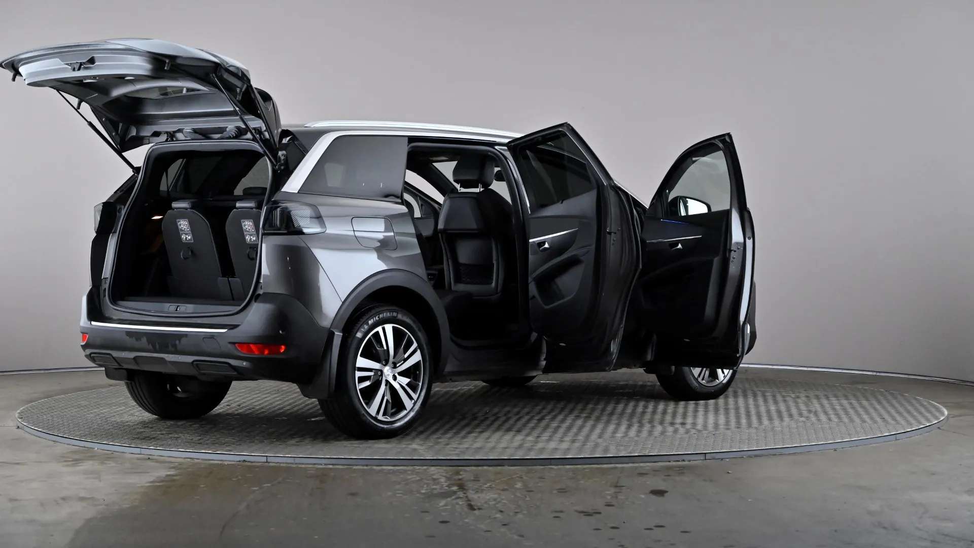 2023 PEUGEOT 5008 2023 PEUGEOT 5008