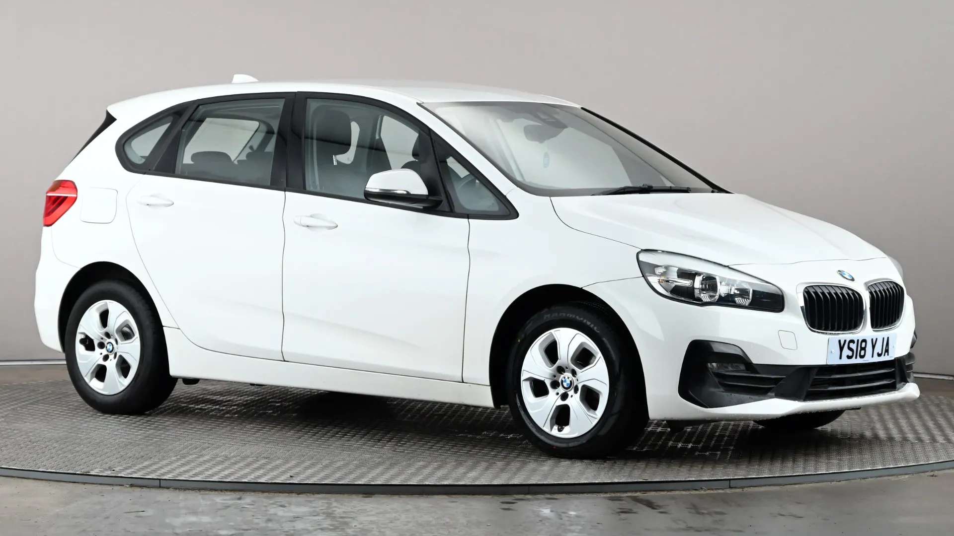 A 2018 BMW 2 SERIES ACTIVE TOURER 218i SE A 2018 BMW 2 SERIES ACTIVE TOURER 218i SE