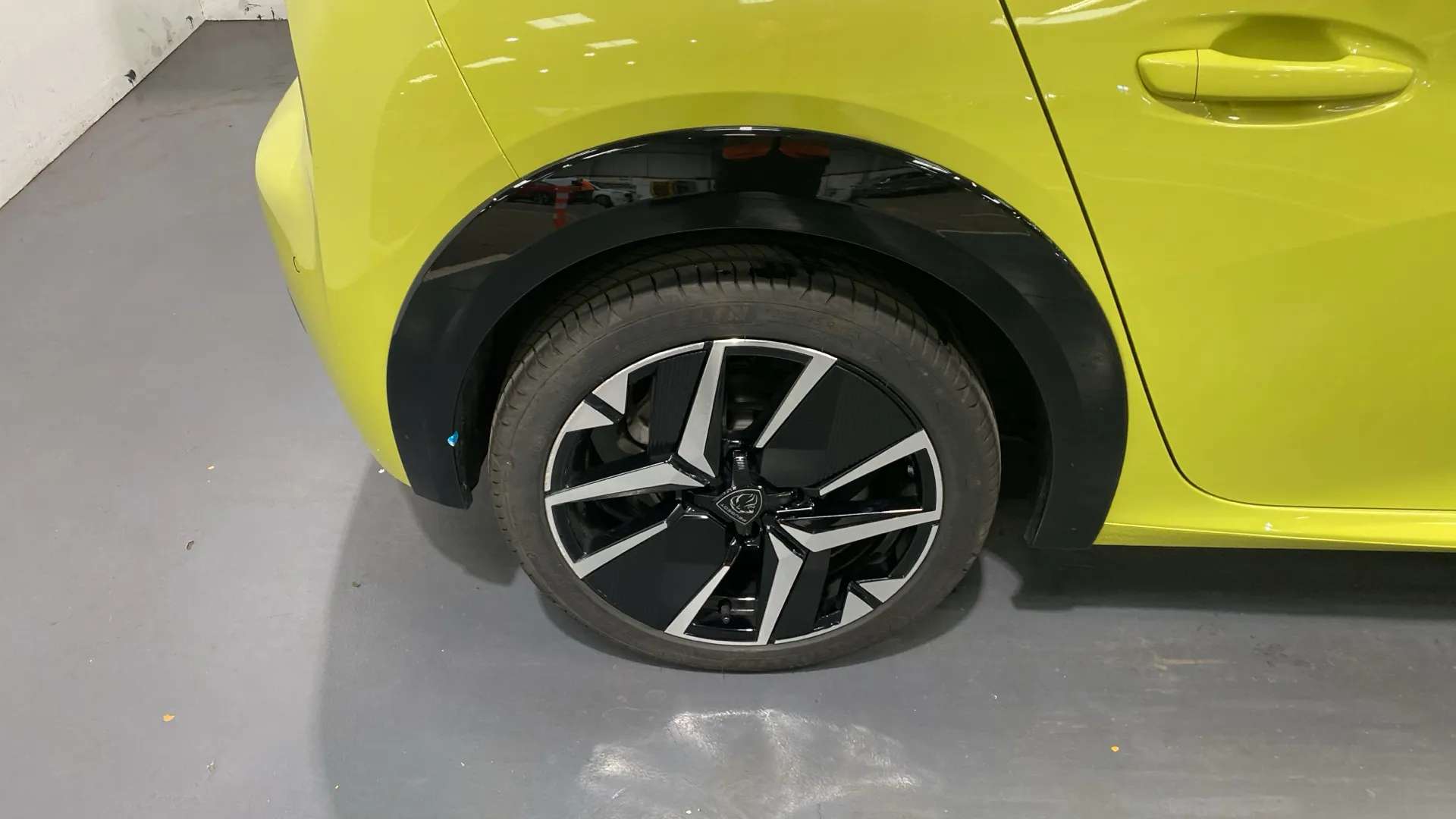 A 2024 PEUGEOT 208 1.2 PureTech 100 GT A 2024 PEUGEOT 208 1.2 PureTech 100 GT