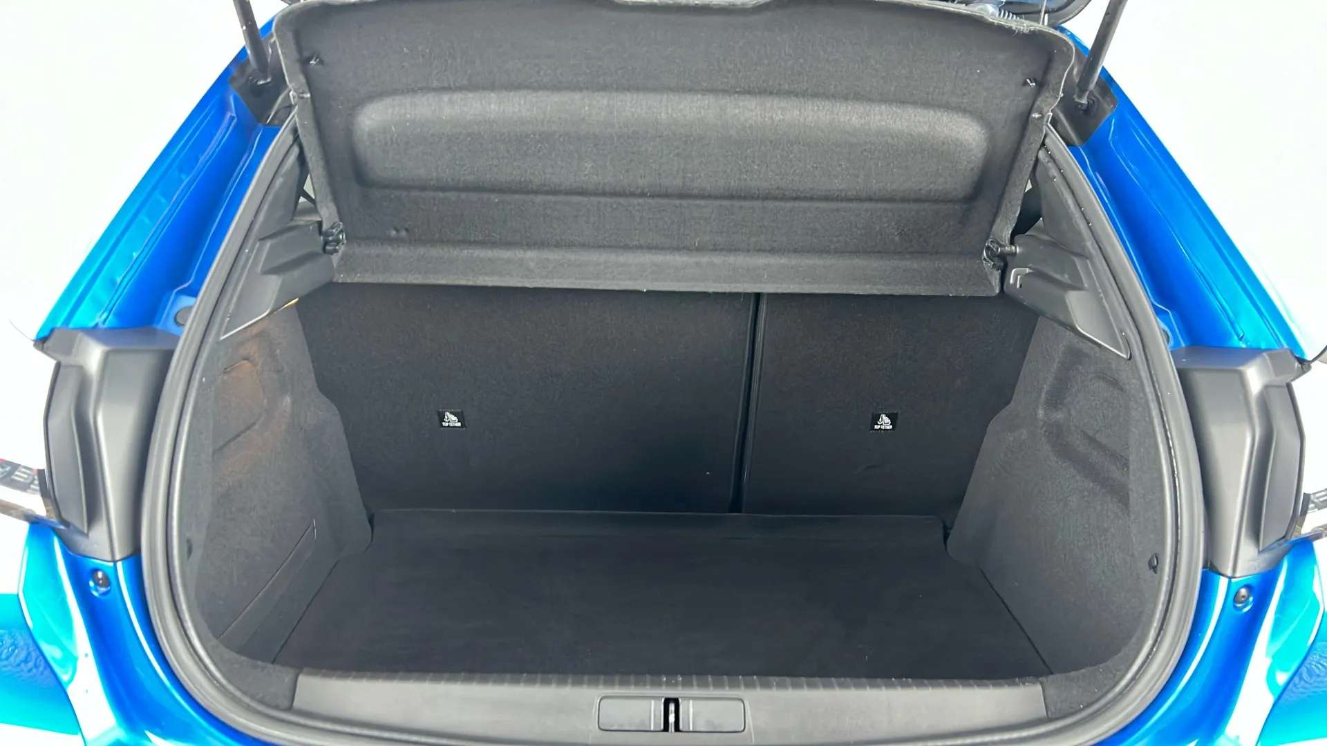 2022 PEUGEOT 208 2022 PEUGEOT 208