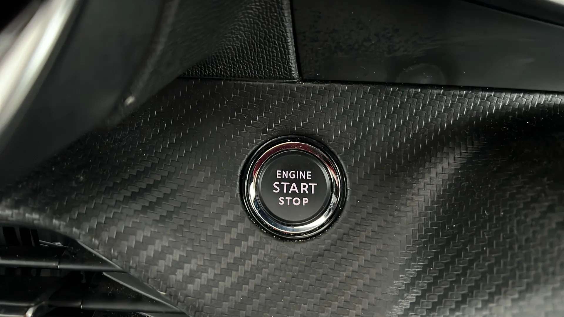 2024 PEUGEOT 208 2024 PEUGEOT 208